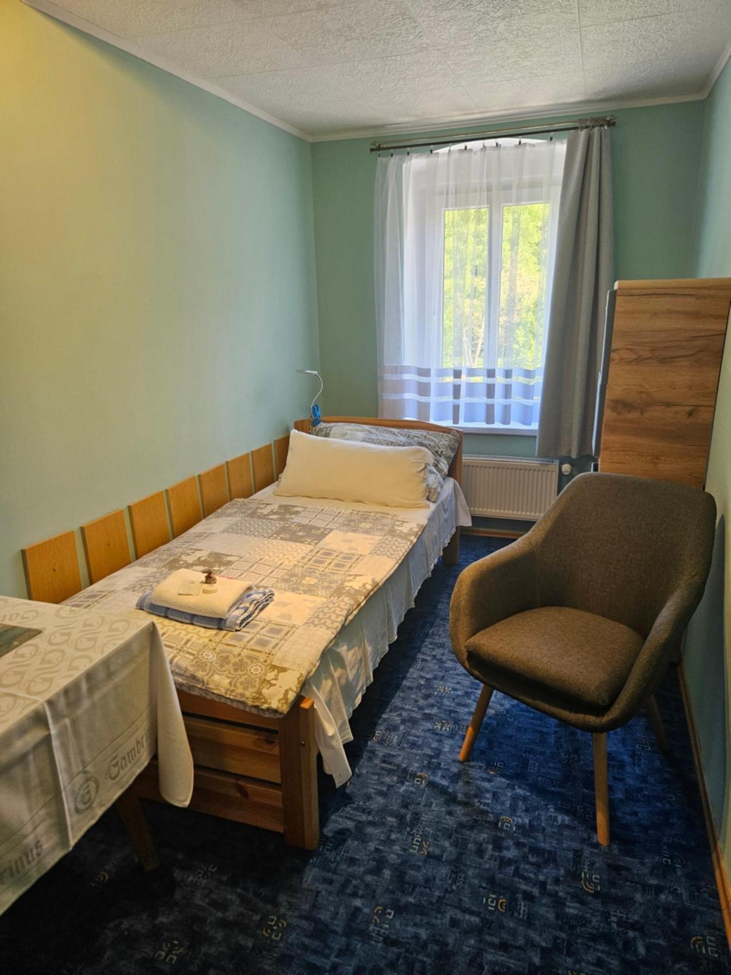 Guest House Pod Lesem Merklin Eksteriør bilde